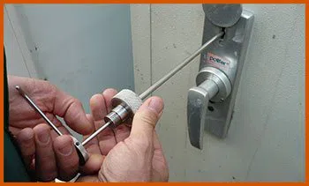Westland MI Locksmith Store Westland, MI 734-656-8005 - 5-lock-opening